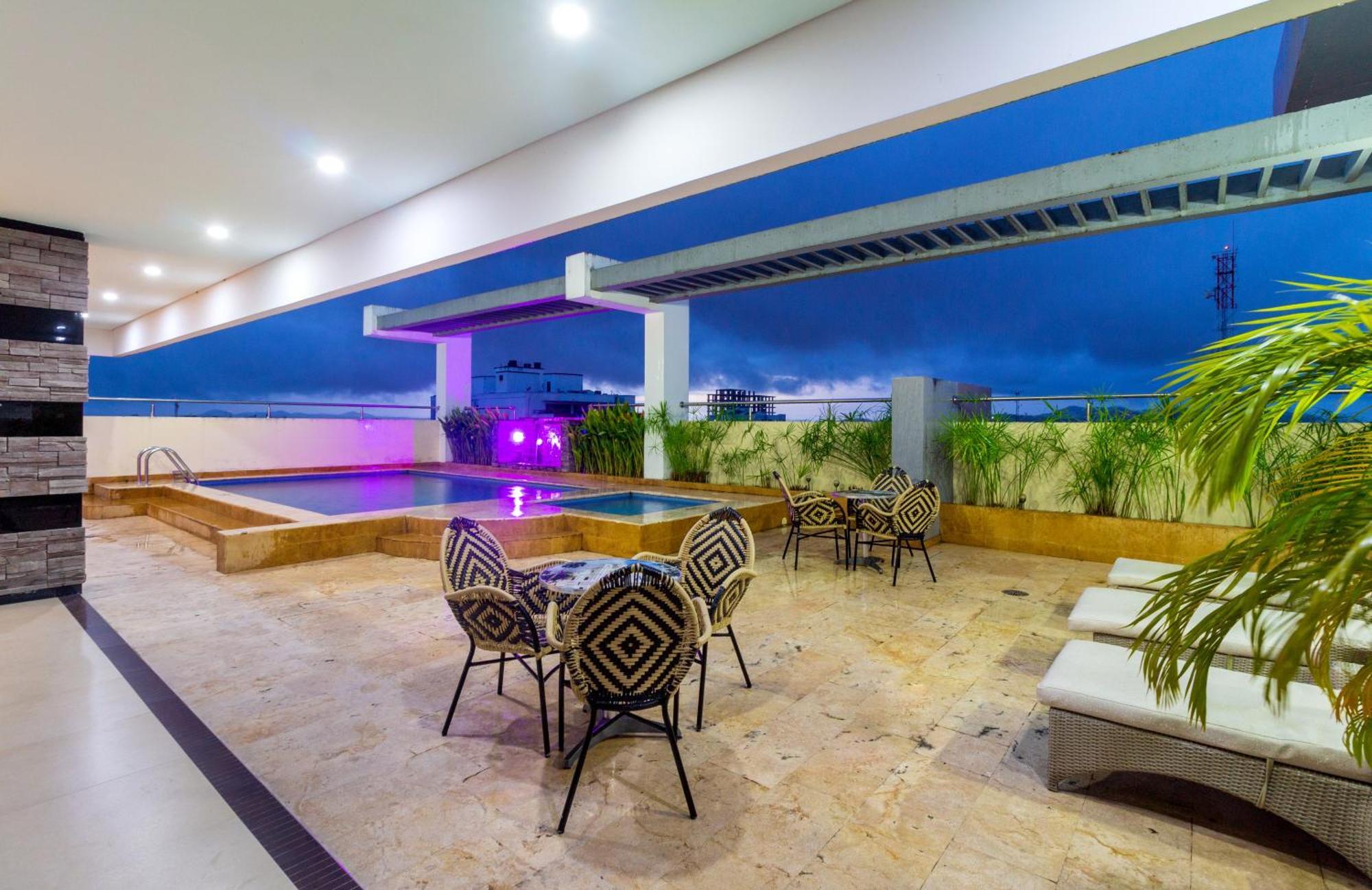Hotel Baroca Монтерия Экстерьер фото