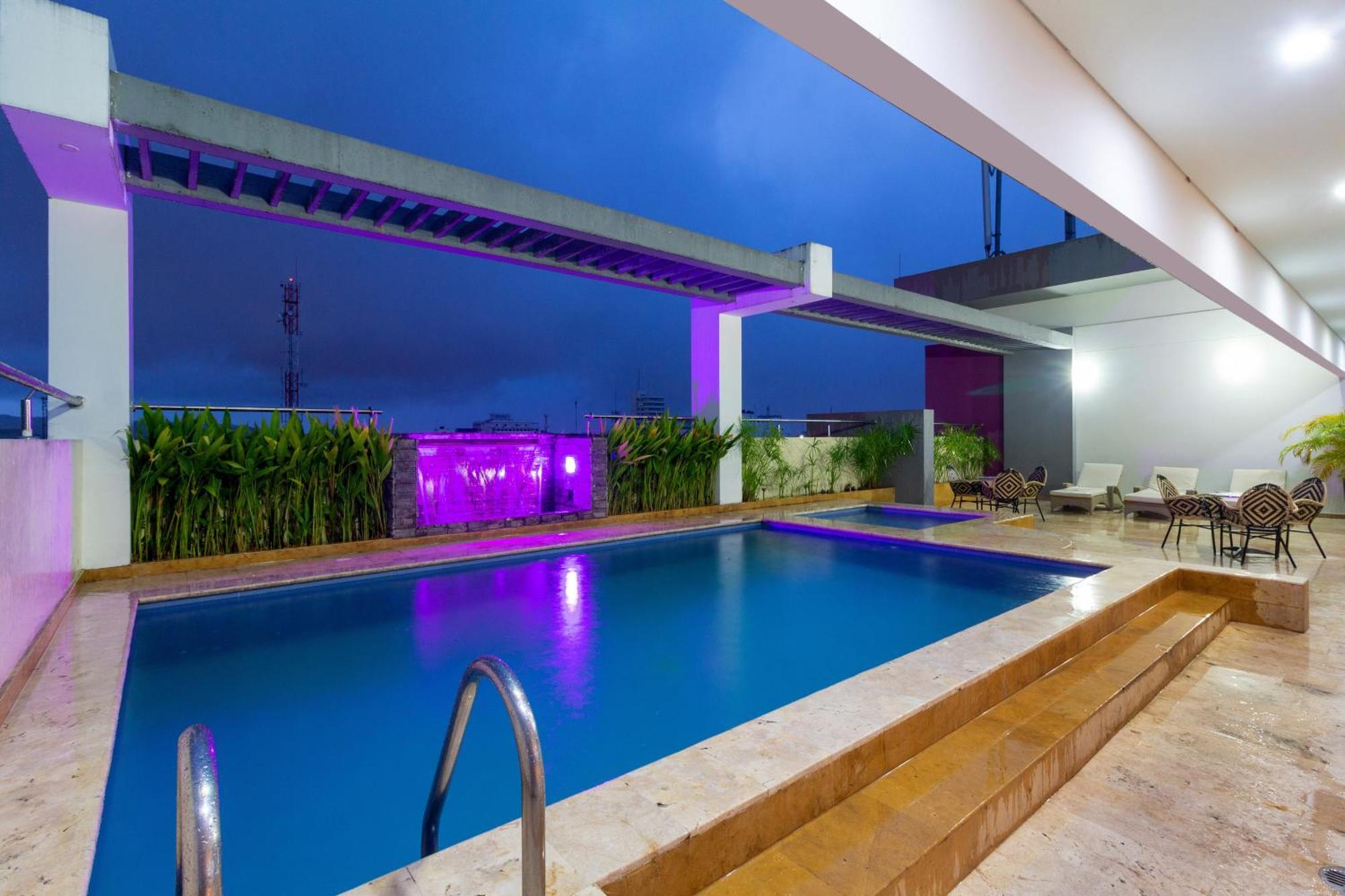 Hotel Baroca Монтерия Экстерьер фото