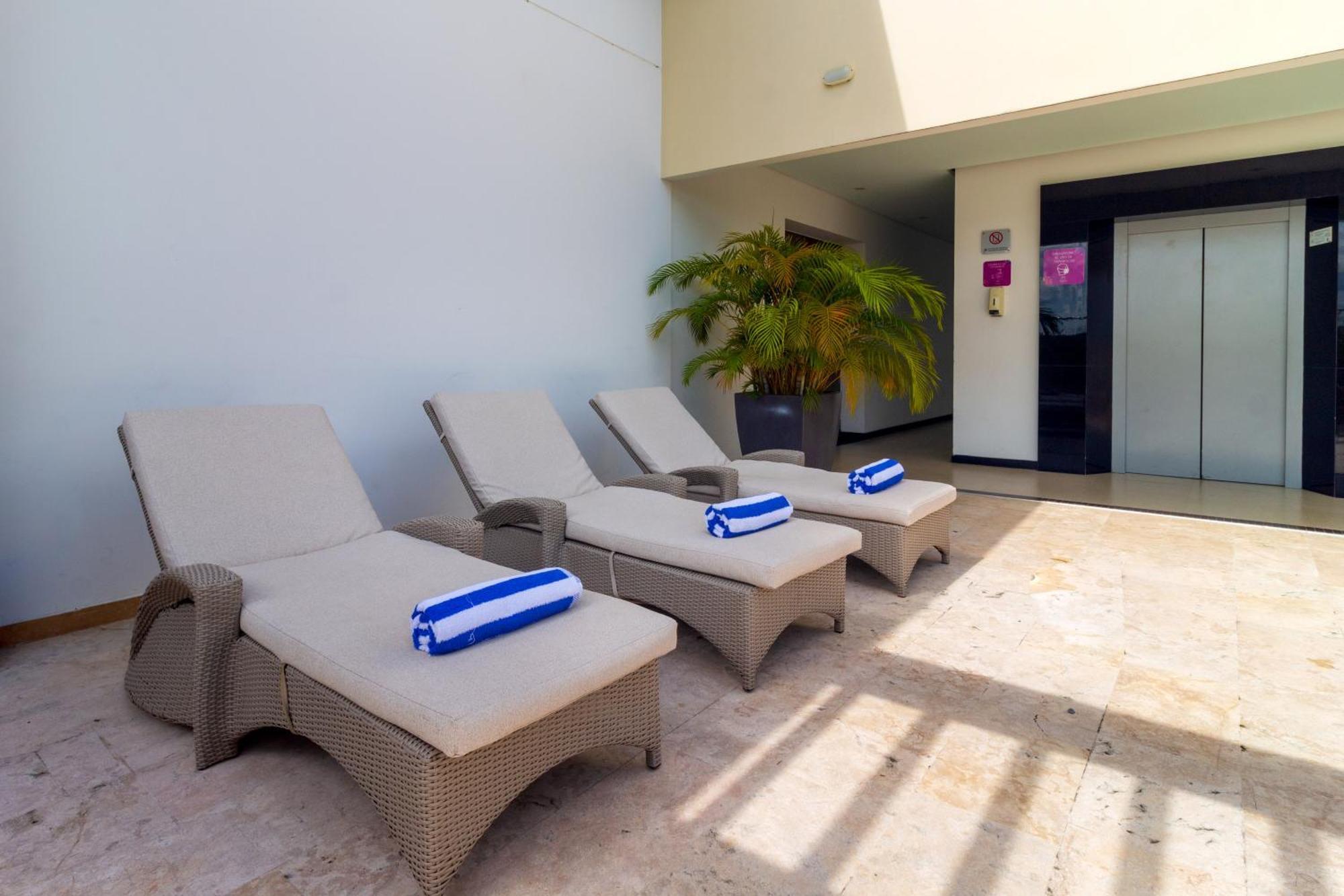 Hotel Baroca Монтерия Экстерьер фото