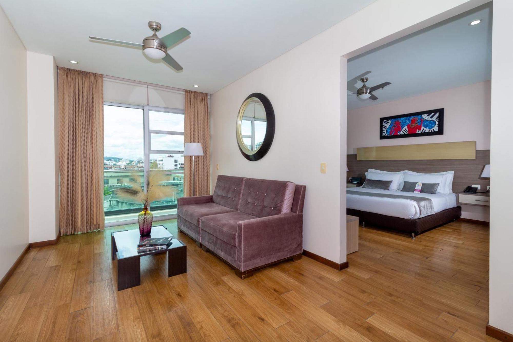 Hotel Baroca Монтерия Экстерьер фото